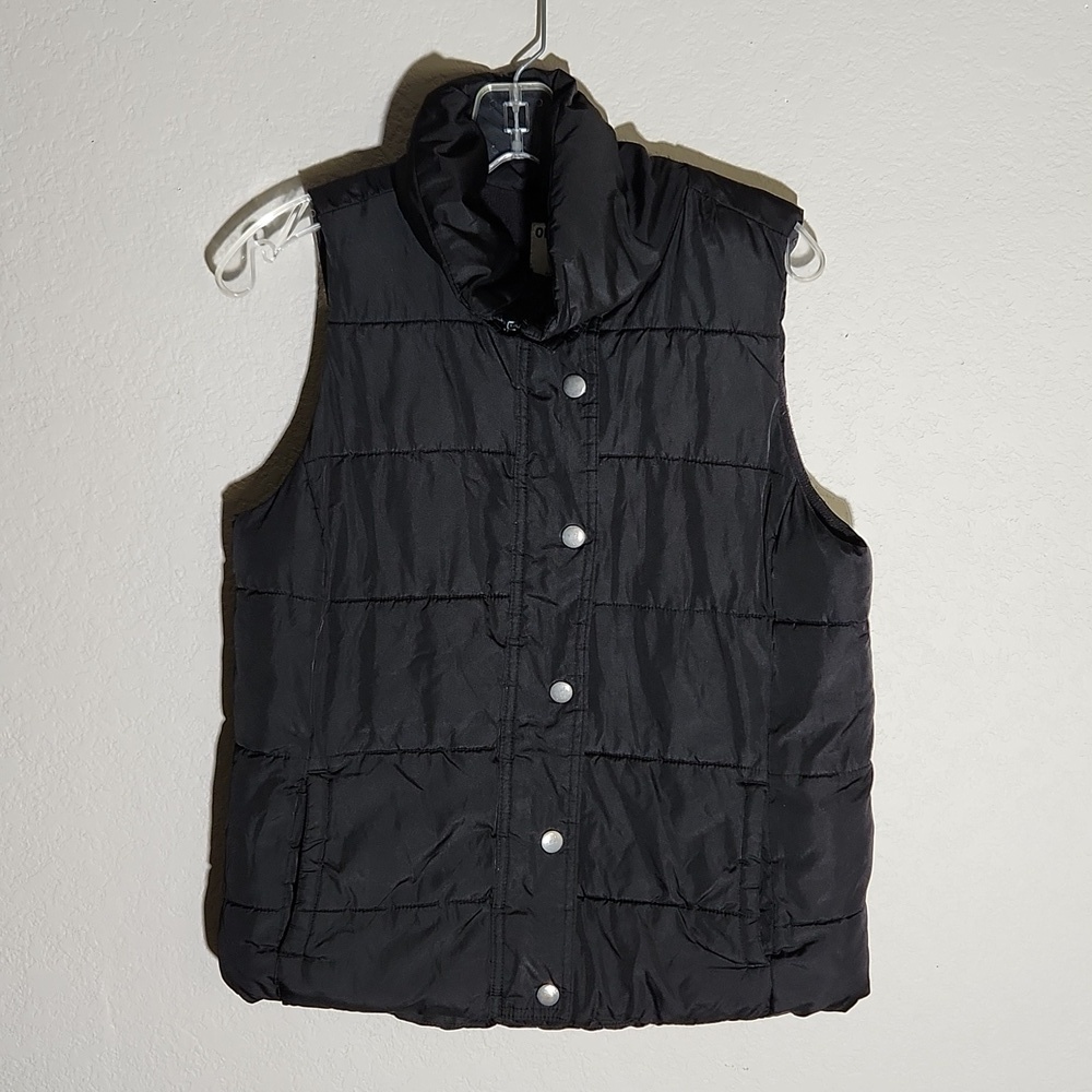 Old Navy Vest Womens size M black puffer Packable